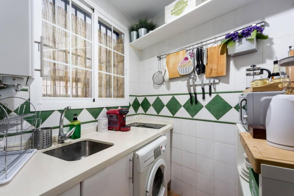 Pretty Duplex In Bohemian District-City Center Sevilla Eksteriør billede